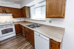 3450 Cedarhurst Way, Colorado Springs, CO 80918 - Photo 15