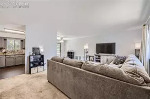 33 Briargate Terrace, Pueblo, CO 81001 - Photo 3