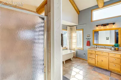 528 Mohawk Heights, Florissant, CO 80816 - Photo 27