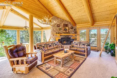 528 Mohawk Heights, Florissant, CO 80816 - Photo 7