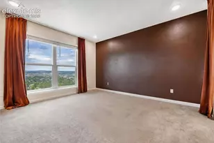 930 Hook Grv, Colorado Springs, CO 80907 - Photo 15