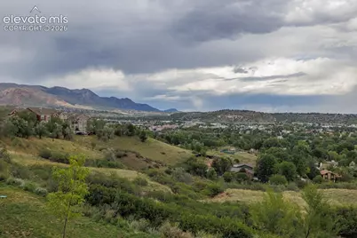 930 Hook Grove, Colorado Springs, CO 80907 - Photo 15
