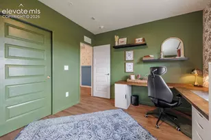 930 Hook Grv, Colorado Springs, CO 80907 - Photo 7
