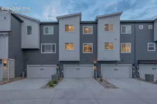 930 Hook Grv, Colorado Springs, CO 80907 - Photo 35