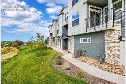 930 Hook Grove, Colorado Springs, CO 80907 - Photo 33