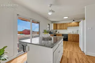 7815 Maverick Rd, Colorado Springs, CO 80908 - Photo 15