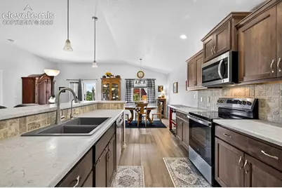 1005 N Kirkwood Drive, Pueblo, CO 81007 - Photo 17