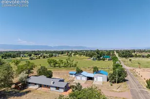 1335 Apple Ln, Penrose, CO 81240 - Photo 1