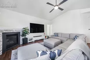 1807 Paseo Del Tesoro Na, Pueblo, CO 81008 - Photo 3