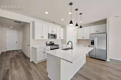 5416 Sunday Gulch Drive, Colorado Springs, CO 80925 - Photo 9