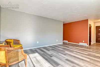 569 Red Cliff Road, Colorado Springs, CO 80906 - Photo 9