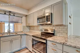 569 Red Cliff Rd, Colorado Springs, CO 80906 - Photo 15