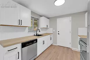 316 Cranbrook Cir, Colorado Springs, CO 80906 - Photo 7