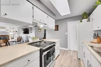 421 S Chelton Road, Colorado Springs, CO 80910 - Photo 7