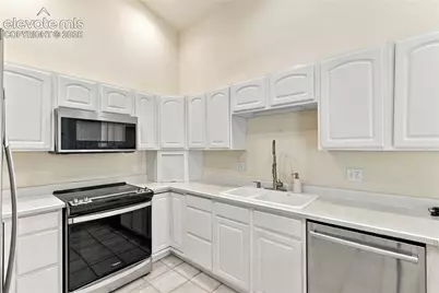 6143 Pine Hill Drive, Colorado Springs, CO 80918 - Photo 9