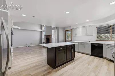 1326 S Canoe Creek Drive, Colorado Springs, CO 80906 - Photo 11