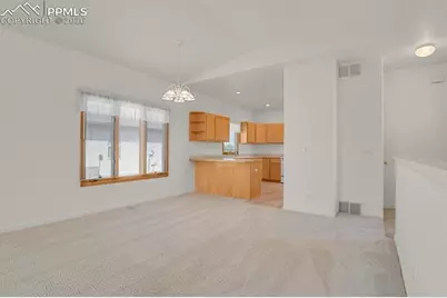 470 S Soaring Eagle Drive, Pueblo, CO 81007 - Photo 7