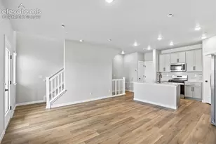 1149 Babette Hts, Colorado Springs, CO 80904 - Photo 3