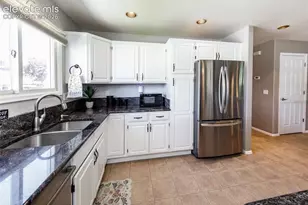 126 Luxury Ln, Colorado Springs, CO 80921 - Photo 21