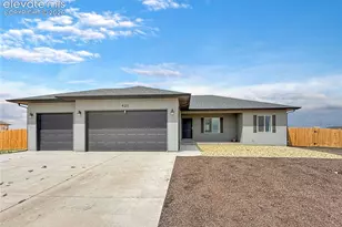 421 N Heather Dr, Pueblo West, CO 81007 - Photo 1