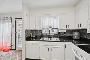 4109 Ashford Green Dr, Duluth, GA 30096 - Photo 17