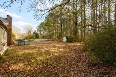 4304 Riverside Drive SW, Lilburn, GA 30047 - Photo 29