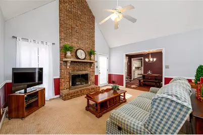 4304 Riverside Drive SW, Lilburn, GA 30047 - Photo 17