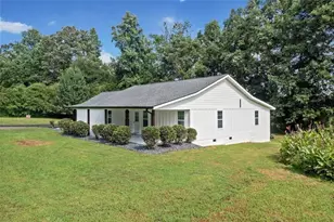 2400 Flatbottom Rd, Ball Ground, GA 30107 - Photo 29