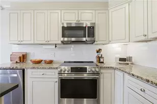 11805 Highland Colony Dr, Roswell, GA 30075 - Photo 13