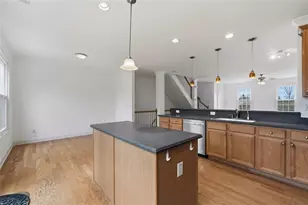 2895 Brandl Cove Ct, Marietta, GA 30067 - Photo 9