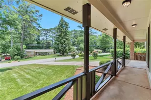 759 Glen Circle, Lawrenceville, GA 30044 - Photo 3