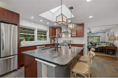 1322 Brook Forest Drive NE, Atlanta, GA 30324 - Photo 17