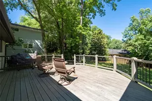 1322 Brook Forest Dr NE, Atlanta, GA 30324 - Photo 41