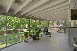 1322 Brook Forest Dr NE, Atlanta, GA 30324 - Photo 21