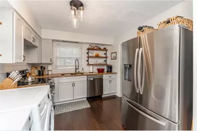 6700 Roswell Road #17A, Atlanta, GA 30328 - Photo 5