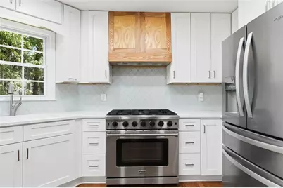 1240 Wynford Colony SW, Marietta, GA 30064 - Photo 13