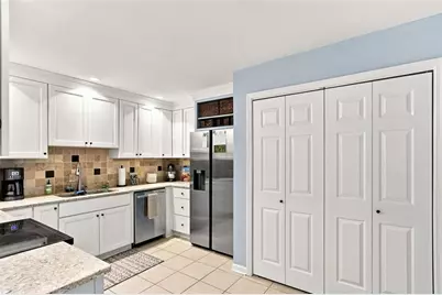 1119 Moorestown Circle, Decatur, GA 30033 - Photo 5