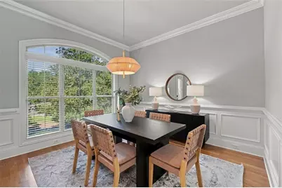 1736 Breyerton Drive NE, Atlanta, GA 30329 - Photo 5