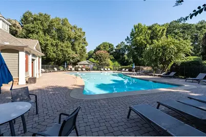 1736 Breyerton Drive NE, Atlanta, GA 30329 - Photo 39
