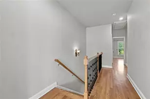 1736 Breyerton Dr NE, Atlanta, GA 30329 - Photo 17