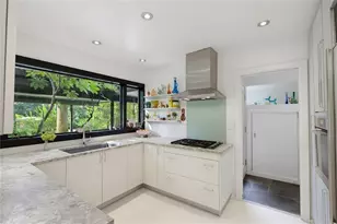 751 Briar Park Ct NE, Atlanta, GA 30306 - Photo 9