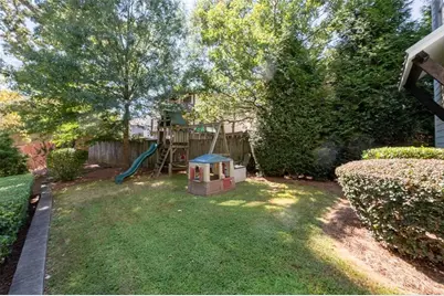 3262 Lynwood Drive NE, Brookhaven, GA 30319 - Photo 37