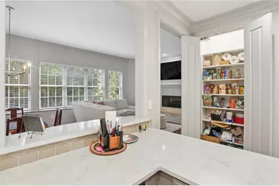 1717 N Decatur Road NE #221, Atlanta, GA 30307 - Photo 9
