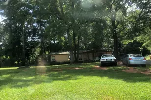 1405 Rock Springs Rd, Buford, GA 30519 - Photo 15