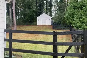 1608 Willie Dr, Marietta, GA 30062 - Photo 35