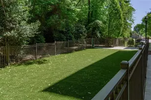 4600 Roswell Rd, Sandy Springs, GA 30342 - Photo 17