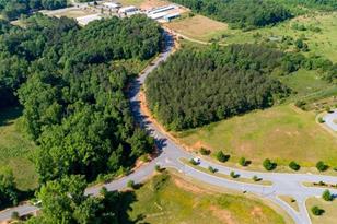 1 Clear Creek Pkwy, Lavonia, GA 30553 - Photo 3