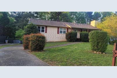 650 Lowell Drive SW, Marietta, GA 30008 - Photo 1