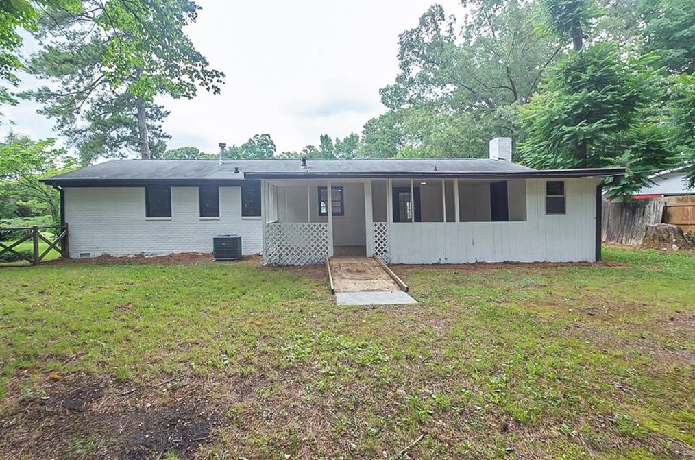 4203 Commodore Rd, Powder Springs GA  30127-1914 exterior