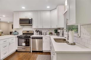 1386 Sandtown Rd SW, Marietta, GA 30008 - Photo 3